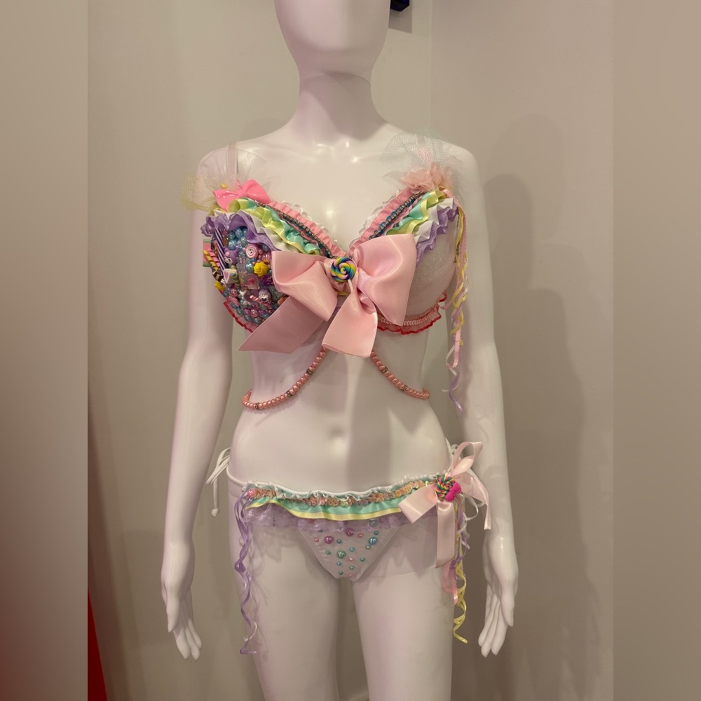 Candy Rave Festival Costume Bra Set D-DD, XS thong - Picture 7 of 12